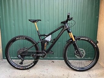 Celoodpružene karbonové kolo Cube stereo 140 HPC SLT 27.5"