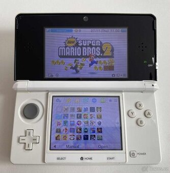 Nintendo 3DS White + 64GB SD karta