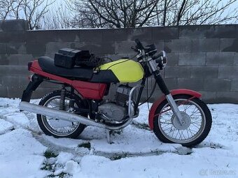 Jawa 350 638 Štítek v Angličtině