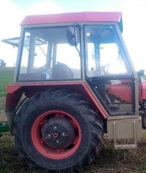 Prodám kabinu na Zetor 6911