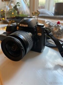 Fotoaparát Nikon D70s