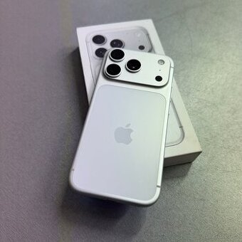 iPhone 17 Pro 256GB bílý, zánovní, 12 měsíců záruka