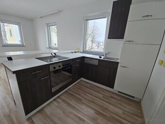 Kompletní kuchyně PINO QUARZGRAU vč. spotřebičů