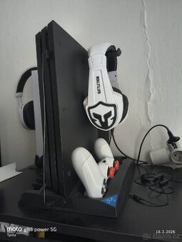 Playstation 4 pro plus příslušenství