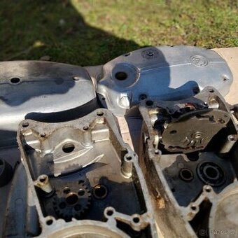 Čz 175 - 477, díly motoru a kompl.kola 18"