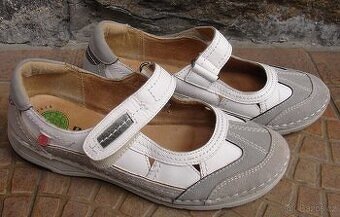 NOVÉ dámské / dívčí značkové kožené boty vel.36 – SLEVA 50%