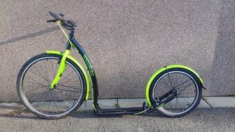 Koloběžka Wilcox Away