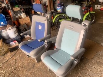 VW T4 MULTIVAN OTOČNÁ SEDAČKA GENERATION