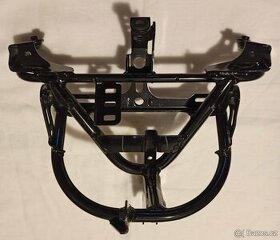 Honda CBR 650F (2016) lešení, držák kapoty a budíků