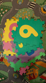 Pěnové puzzle na podlahu