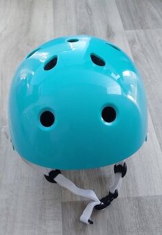 Dětská helma Oxelo