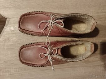 Kožené kotníkové botky vel. 38