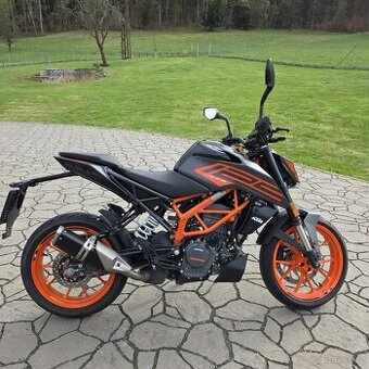KTM 125 Duke 2023