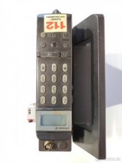 Mobilní telefony pro sběratele - rarity - PRVNÍ ERICSSON - 1