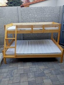 Prodám patrovou postel + Matrace ZDARMA