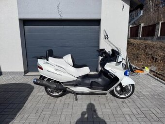 SUZUKI BURGMAN 650