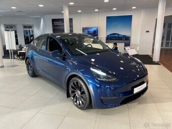 Tesla Y Taxi Brno Bolt Liftago