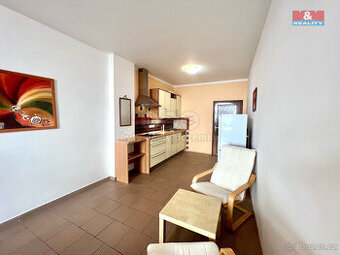 Pronájem bytu 3+kk, 90 m², Jindřichův Hradec, ul. Panská
