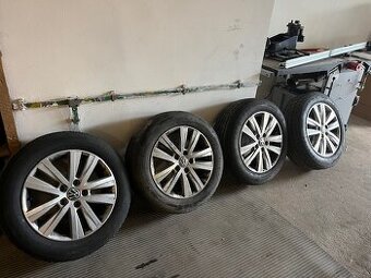 Kola Multivan, Transporter, Caravelle