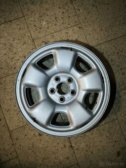 Subaru Forester koupím disky 15"