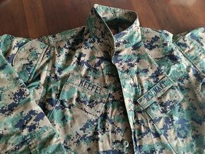 army bunda a svetr - 1