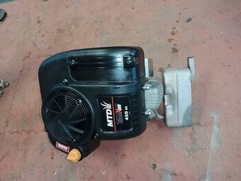 Motor zahradní traktor