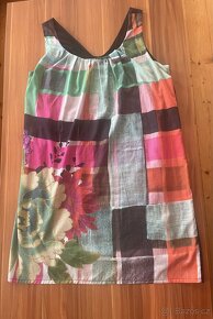 Šaty Desigual