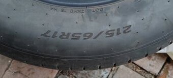 Skoro úplně nové pneumatiky najeto pouze 1000 km