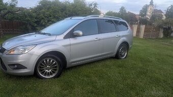 Ford Focus 1,6 benzín 74kw