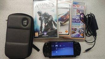 PSP + 3 hry + příslušenství