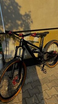 Canyon torque 2023 vel s pův. Cena 84000 - 1