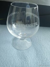 Skleničky Courvoisier - 1