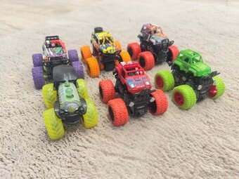 Sada 6ks monster trucků