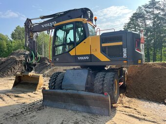 Kolové rypadlo VOLVO EW160E kolový bagr VOLVO EW160E
