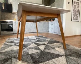 Jídelní stůl 180x90 cm bílý, podnož dřevo