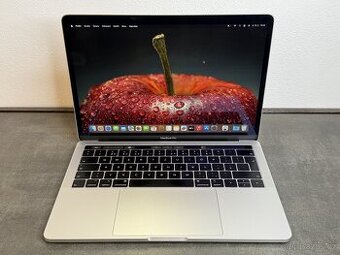 Macbook Pro 13" 2019 / I5 / 8GB / 256GB / Silver