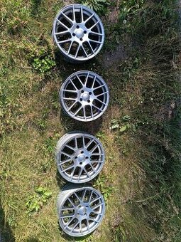 Kola 4x108 R17 et 30