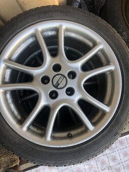 Prodán kola 225/45/17 Opel