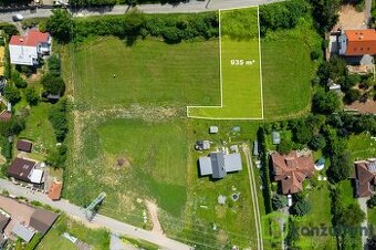 Prodej pozemky pro bydlení, 935 m2 - Hradčany, ev.č. 00688