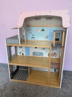 Domecek pro panenky lidl