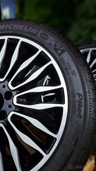 Mercedes Benz V (W447) original 18” alu disky na Michelin Pi - 1