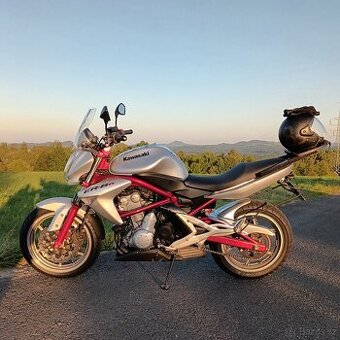 Kawasaki ER6