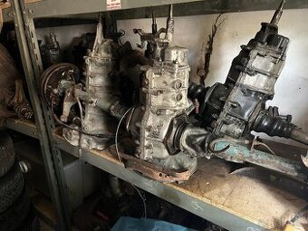 Převodovka VW brouk, podélně půlená