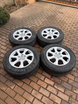 Sada kol originál Audi 8Jx17 s pneu Goodyear 235/65 R17
