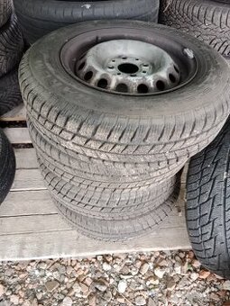 Fiat Panda - zimní sada kol + poklice