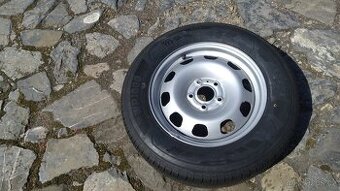 ZIMNÍ 215 65 16 + 16 5X114,3 DACIA DUSTER QASHGAI