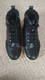 Dívčí Zimní boty Baťa vel 35