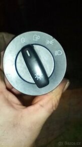 Spínač světel WV Passat B 6