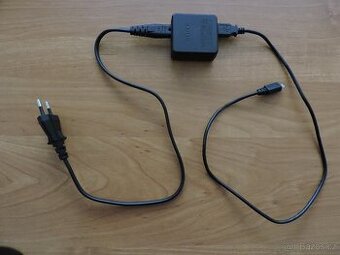 Adapter k fotoaparátu Sony - model AC-UB10D