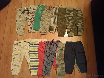 Kalhoty, tepláky a džíny pro kluka, velikost 86
